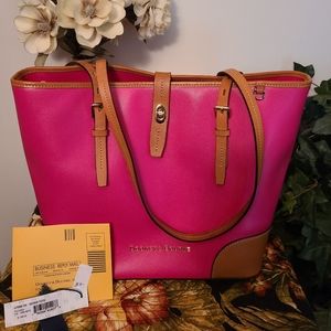 💗 SOLD SOLD SOLD Dooney Claremont Dover Tote